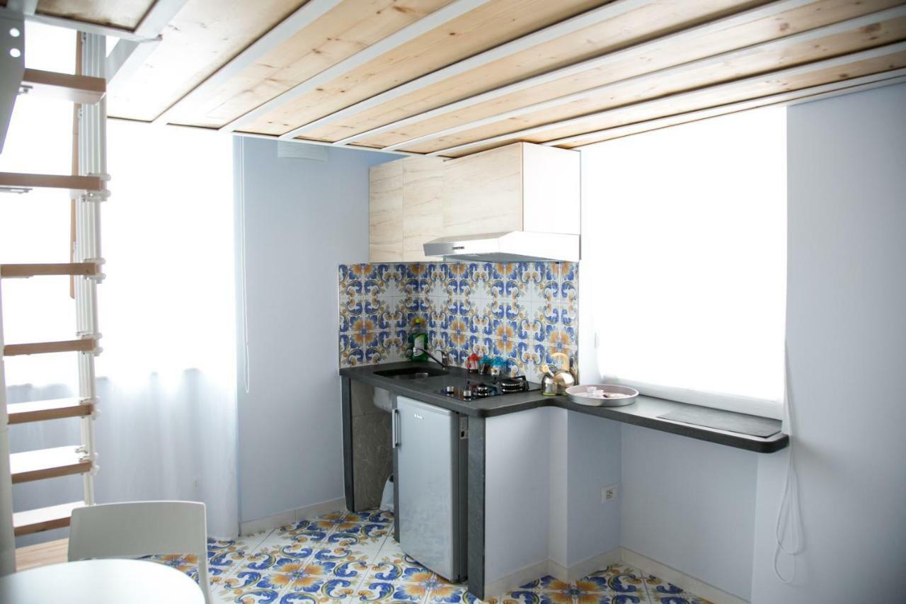 Casa Niccolo Apartment Наполи Екстериор снимка